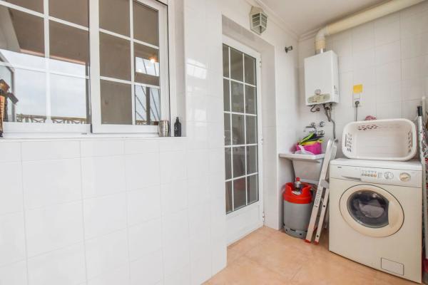 Casa independiente en avenida de Finlandia, 239