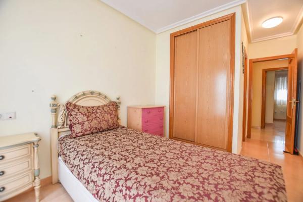 Casa independiente en avenida de Finlandia, 239