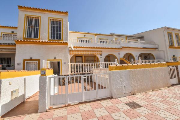 Piso en calle de Orden Jonico, 386