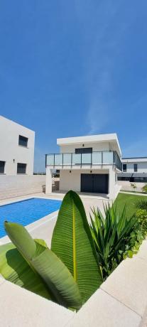 Casa independiente en calle Manuela Molina Segura, 1