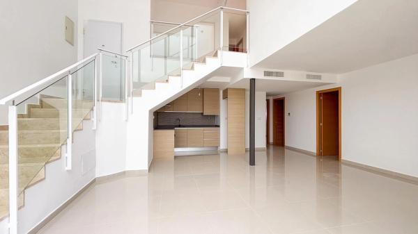 Casa independiente en calle de Holanda