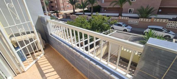 Chalet adosado en calle Tabarca, 8