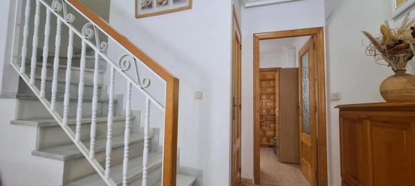 Chalet adosado en calle Tabarca, 8