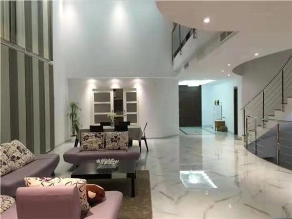 Casa independiente en calle Reus