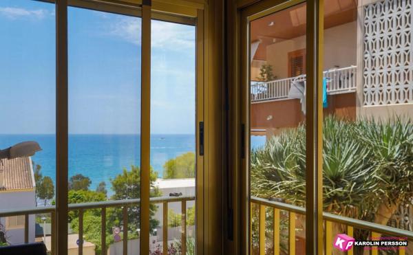 Piso en avenida Oscar Espla