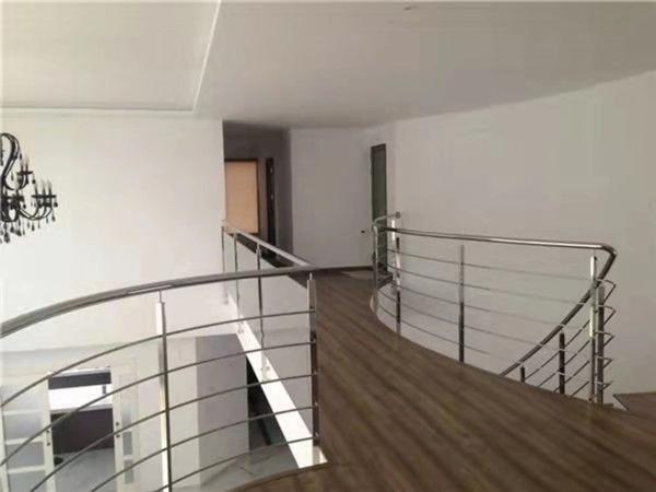 Casa independiente en calle Reus