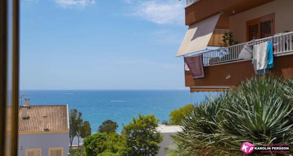 Piso en avenida Oscar Espla