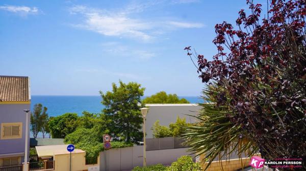 Piso en avenida Oscar Espla