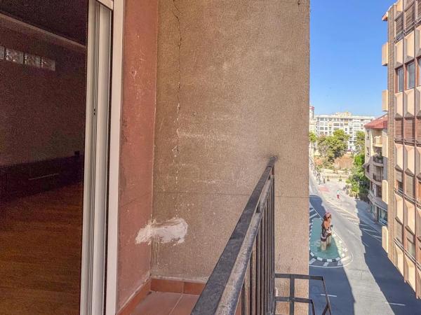 Piso en calle Porta Oriola