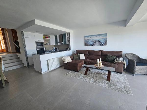 Chalet pareado en avenida D'Escandinàvia, 63