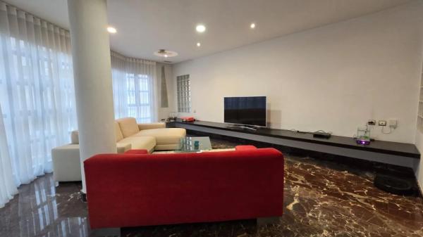 Piso en calle Poeta Miguel Hernandez