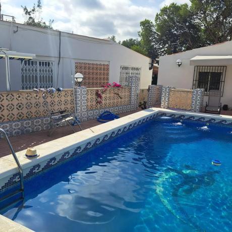 Casa independiente en pasaje Cuartel Norte