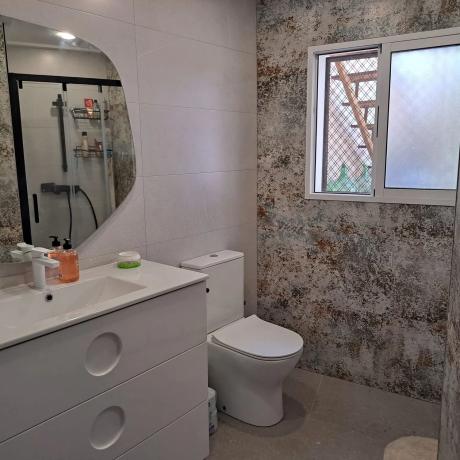 Casa independiente en pasaje Cuartel Norte