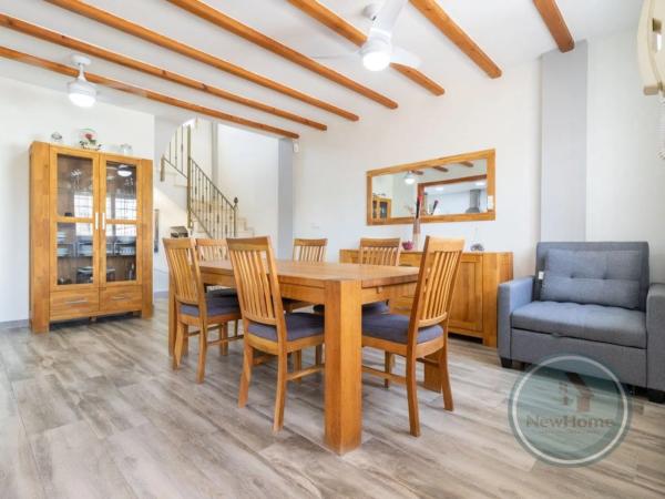 Chalet adosado en avenida de Finlandia