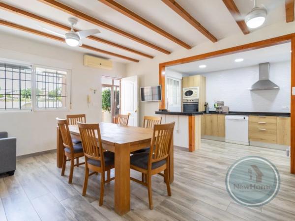 Chalet adosado en avenida de Finlandia