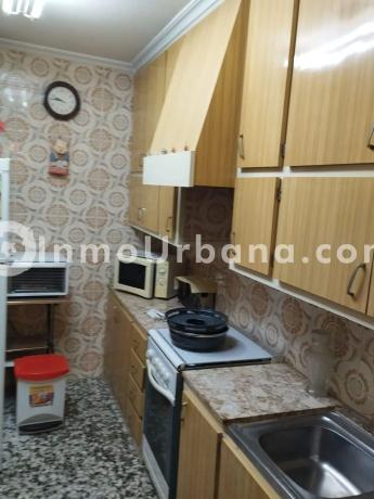 Casa independiente en calle Reina Victoria