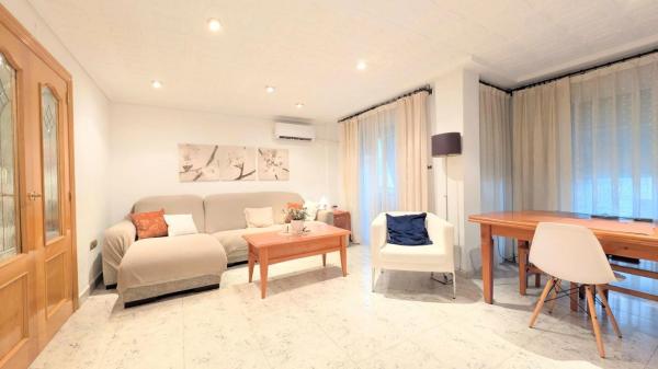 Piso en Barrio Carrús Este