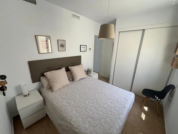 Chalet adosado en calle de Creta