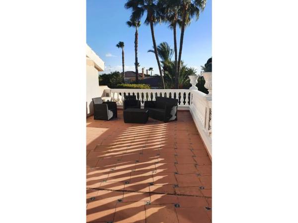 Chalet en calle Rojales