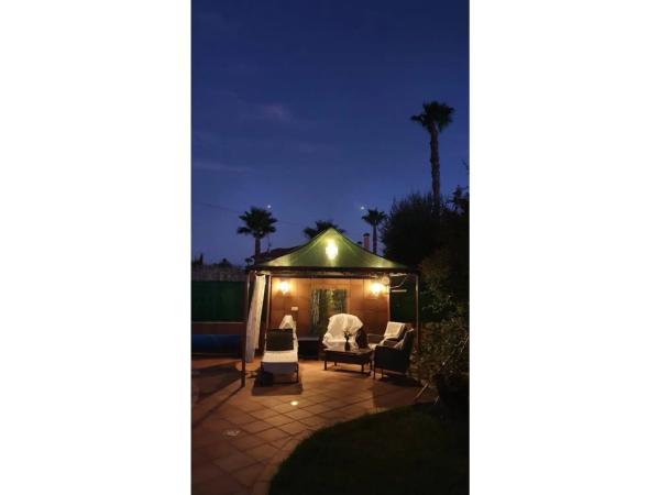 Chalet en calle Rojales