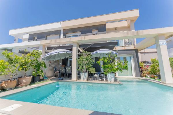 Chalet pareado en Baix Vinalopó, Alicante