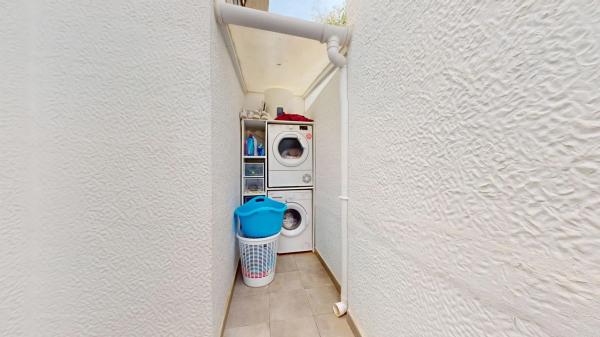 Chalet adosado en avenida del Carabasí