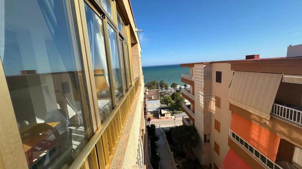 Piso en Calas de Santa Pola este