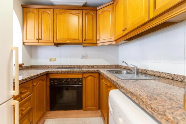 Piso en calle Hernán Cortés