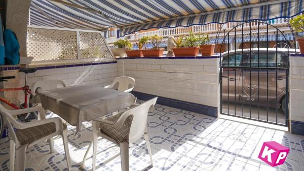 Casa independiente en calle Ensayo General