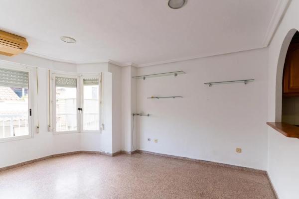 Piso en calle Hernán Cortés