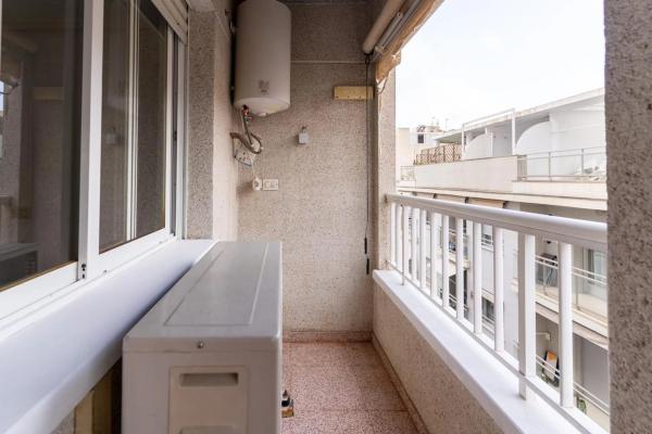 Piso en calle Hernán Cortés