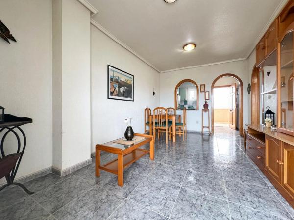 Piso en avenida Costa Blanca, 6