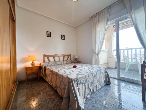 Piso en avenida Costa Blanca, 6