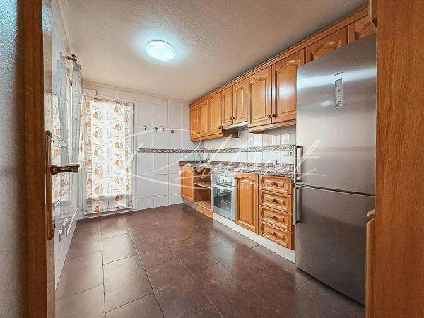 Piso en calle de les Adelfes, 2