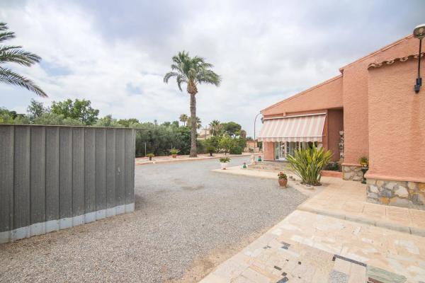 Casa independiente en Partida Valverde Bajo, 2