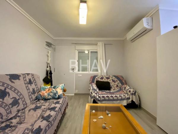 Chalet adosado en calle Pinoso