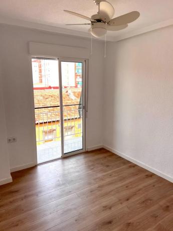 Piso en calle Aurelio Coquillat Pascual, 39