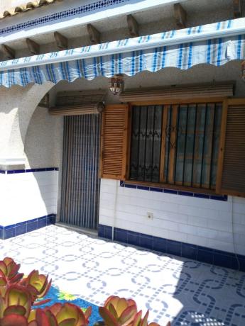 Chalet adosado en calle Ensayo General, 100