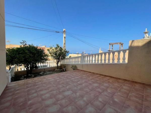 Chalet adosado en calle Aragón