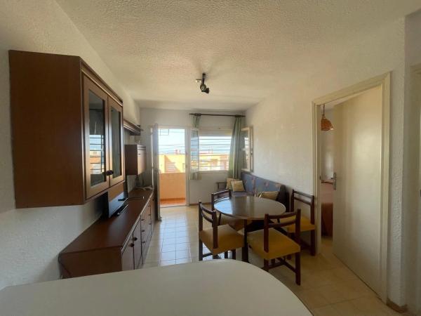 Chalet adosado en calle Aragón