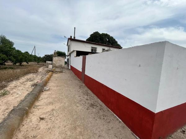 Casa independiente en Costera Encarnelles