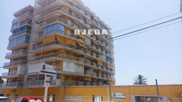 Estudio en avenida Catalanet