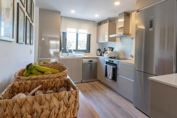 Casa independiente en calle Alger