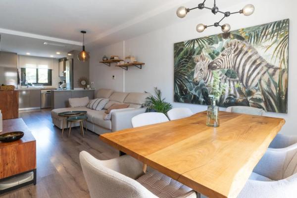 Casa independiente en calle Alger