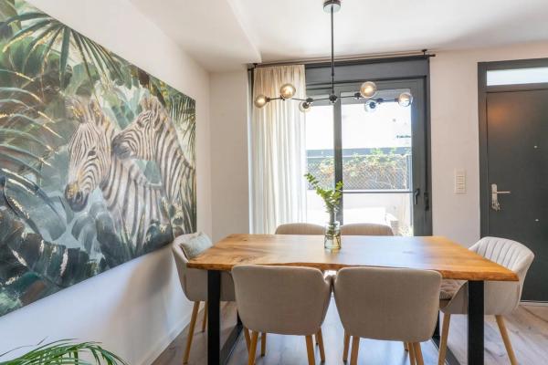 Casa independiente en calle Alger