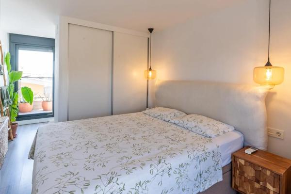 Casa independiente en calle Alger