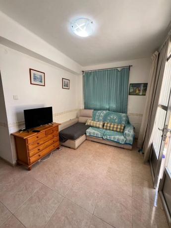 Chalet adosado en calle Yecla