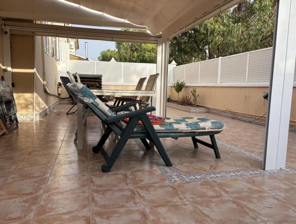 Chalet adosado en calle Monte de Santa Pola, 35