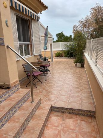 Chalet adosado en calle Monte de Santa Pola, 35