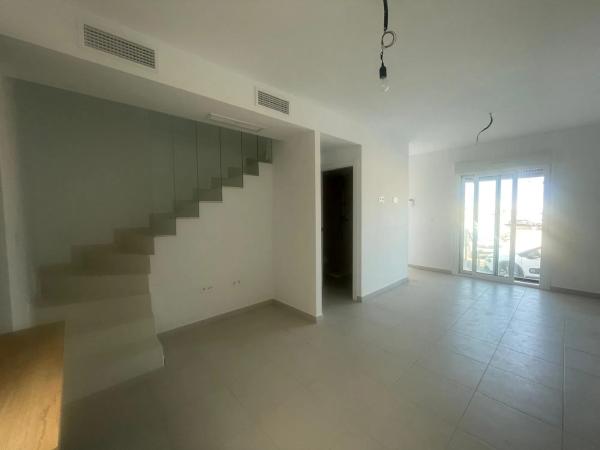 Chalet pareado en calle de Creta s/n